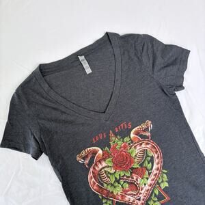 Def Leppard Love Bites Tour 2018 V-Neck Shirt Snake Heart Rock Glam 90s Style